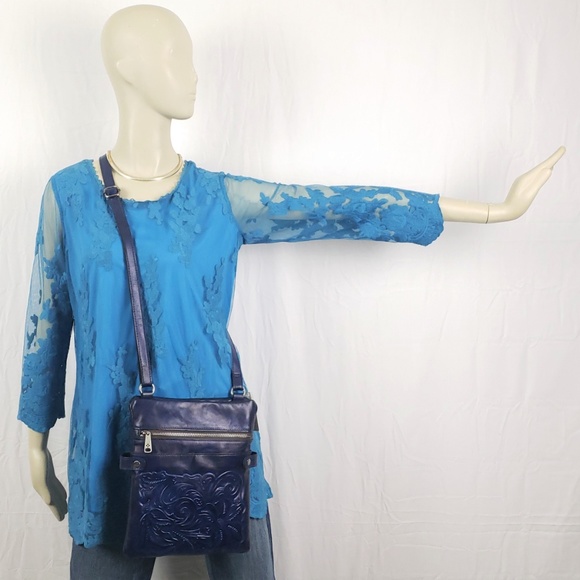 Patricia Nash Prizzi Leather Blue Berry Crossbody - Picture 1 of 8